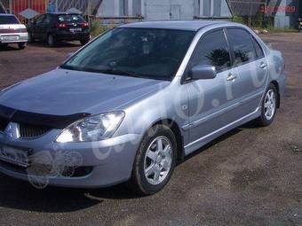 2005 Mitsubishi Lancer Pictures