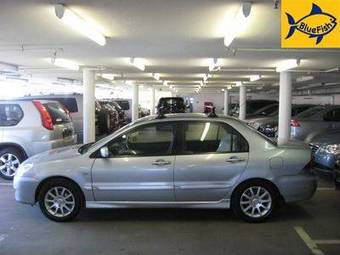 2005 Mitsubishi Lancer Pictures