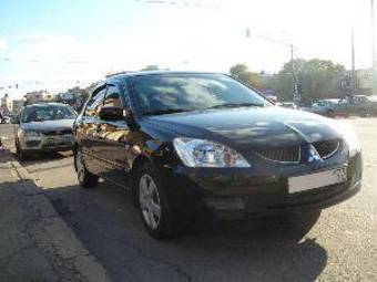 2005 Mitsubishi Lancer Pictures