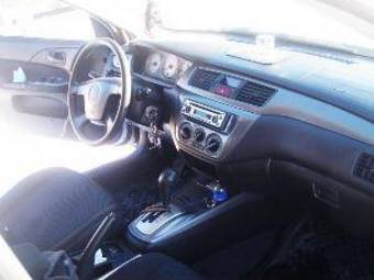 2005 Mitsubishi Lancer Images