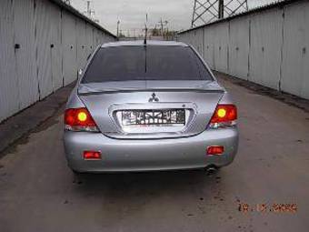 2005 Mitsubishi Lancer Pictures