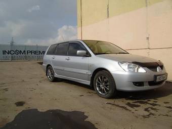 2005 Mitsubishi Lancer Photos