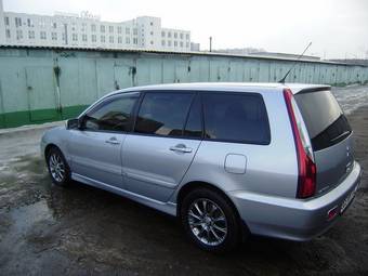2005 Mitsubishi Lancer Pictures