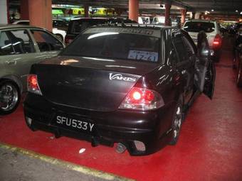 2005 Mitsubishi Lancer Pictures