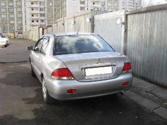 2005 Mitsubishi Lancer Pictures