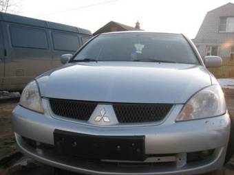 2005 Mitsubishi Lancer Photos