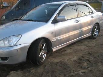 2005 Mitsubishi Lancer Pictures