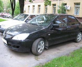 2005 Mitsubishi Lancer Pics