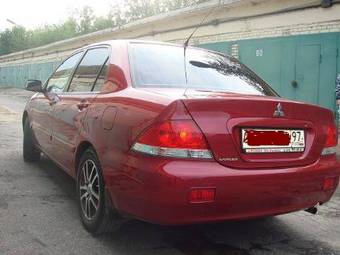 2005 Mitsubishi Lancer Photos