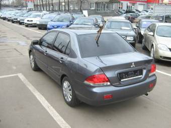 2005 Mitsubishi Lancer Pictures