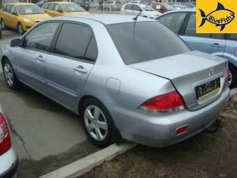 2005 Mitsubishi Lancer Photos