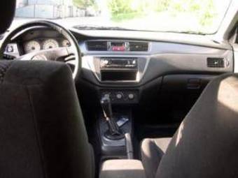 2005 Mitsubishi Lancer Pictures