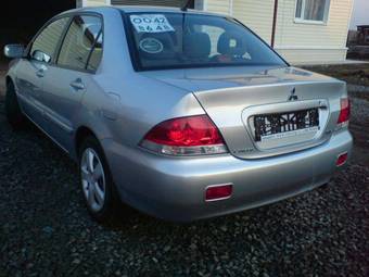 2005 Mitsubishi Lancer Pictures