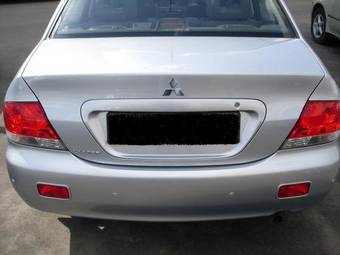 2005 Mitsubishi Lancer Photos