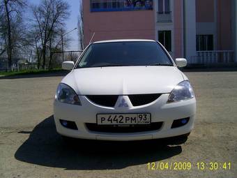 2005 Mitsubishi Lancer Pictures