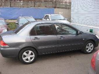 2005 Mitsubishi Lancer Pictures