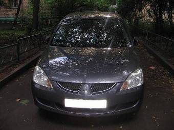 2005 Mitsubishi Lancer Pictures