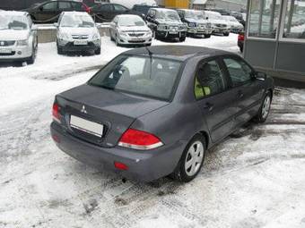 2005 Mitsubishi Lancer Pictures