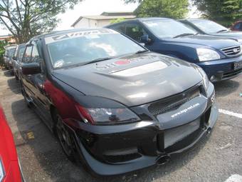 2005 Mitsubishi Lancer Photos