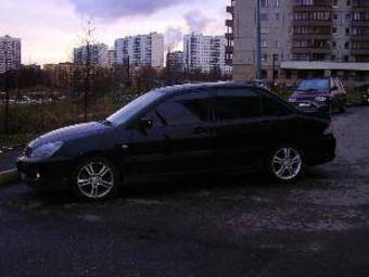 2005 Mitsubishi Lancer Photos