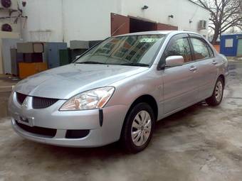 2005 Mitsubishi Lancer Photos