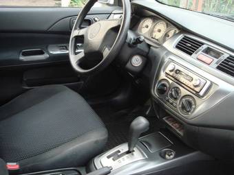 2005 Mitsubishi Lancer Photos