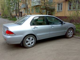 2005 Mitsubishi Lancer Photos
