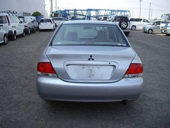 2005 Mitsubishi Lancer Pictures