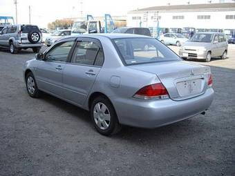 2005 Mitsubishi Lancer Images