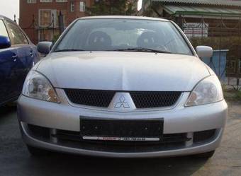 2005 Mitsubishi Lancer Pictures