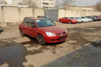 2005 Mitsubishi Lancer Photos