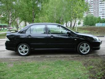 2005 Mitsubishi Lancer Photos