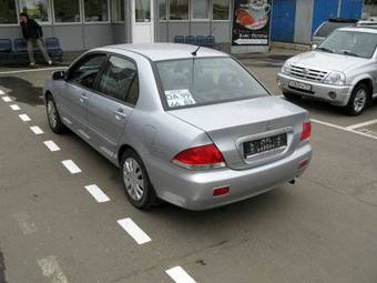 2005 Mitsubishi Lancer Photos