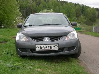 2005 Mitsubishi Lancer Photos