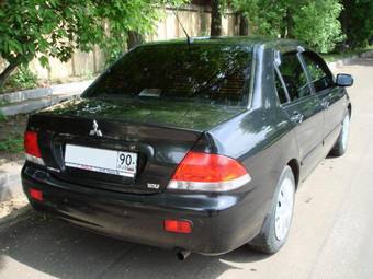 2005 Mitsubishi Lancer Pictures