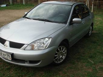 2005 Mitsubishi Lancer Pictures