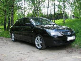 2005 Mitsubishi Lancer Images