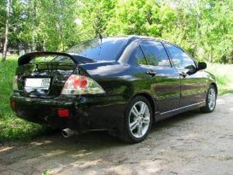2005 Mitsubishi Lancer Pictures