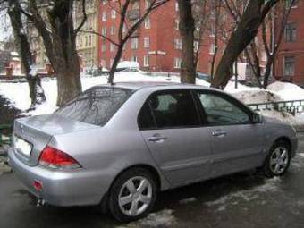 2005 Mitsubishi Lancer Images