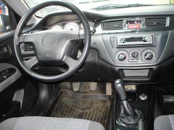 2005 Mitsubishi Lancer Wallpapers