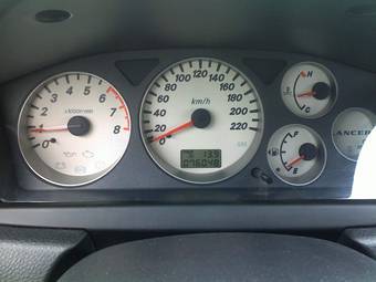 2005 Mitsubishi Lancer Photos