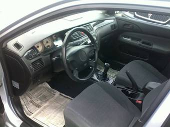 2005 Mitsubishi Lancer Photos