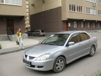2005 Mitsubishi Lancer Pictures