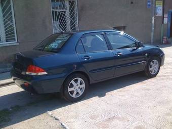 2005 Mitsubishi Lancer Images