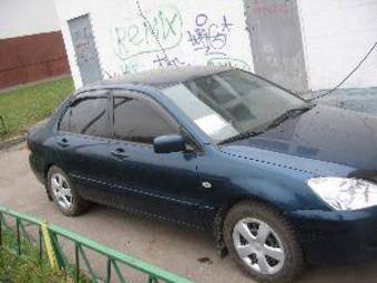 2005 Mitsubishi Lancer Pictures