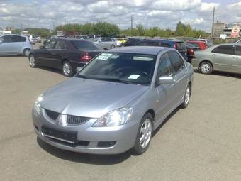 2005 Mitsubishi Lancer Photos