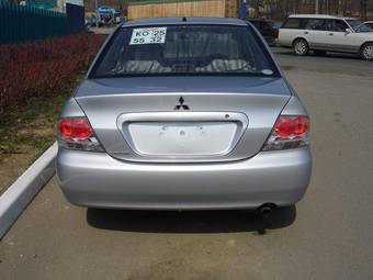 2005 Mitsubishi Lancer Pics