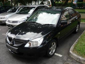 2005 Mitsubishi Lancer Images