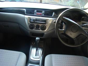 2005 Mitsubishi Lancer Photos