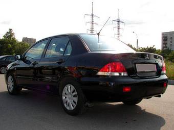 2005 Mitsubishi Lancer Pictures